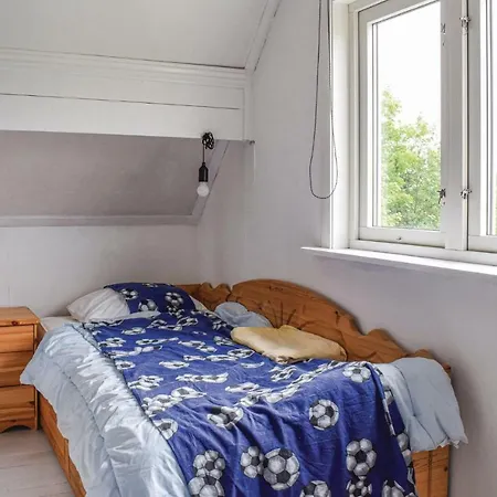 Awesome In W/ Wifi And 4 Bedrooms * Mosterhamn
