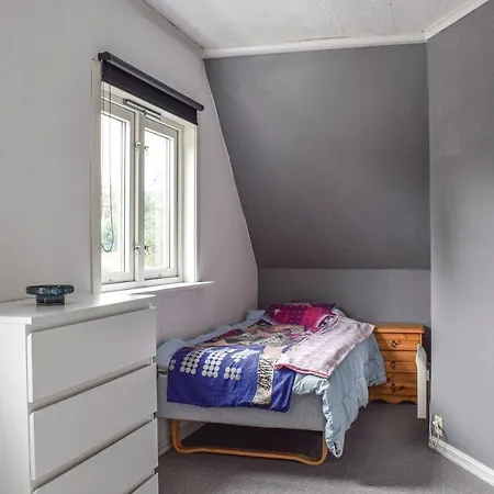 Awesome In W/ Wifi And 4 Bedrooms * Mosterhamn